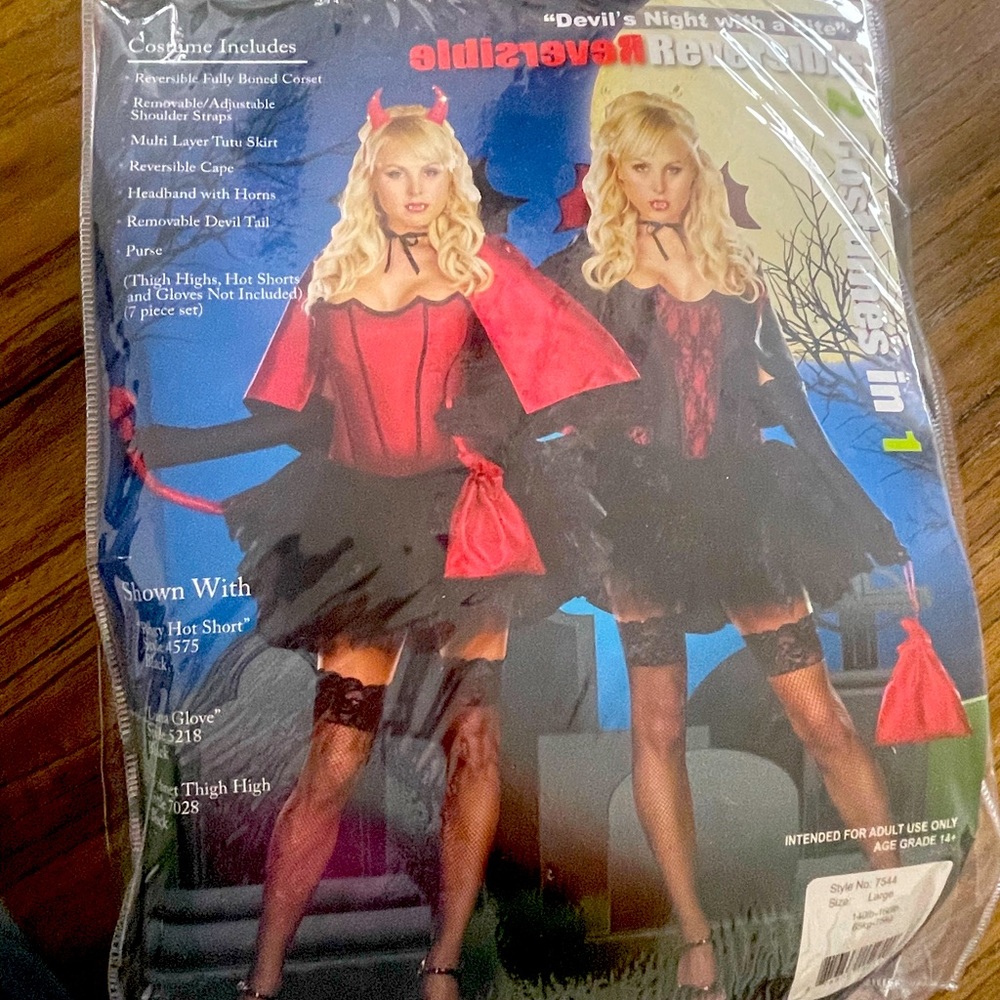 NWT sexy vampire costume